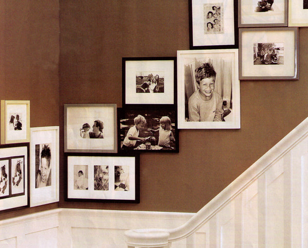 Picture Hanging Inspiration for the Staircase